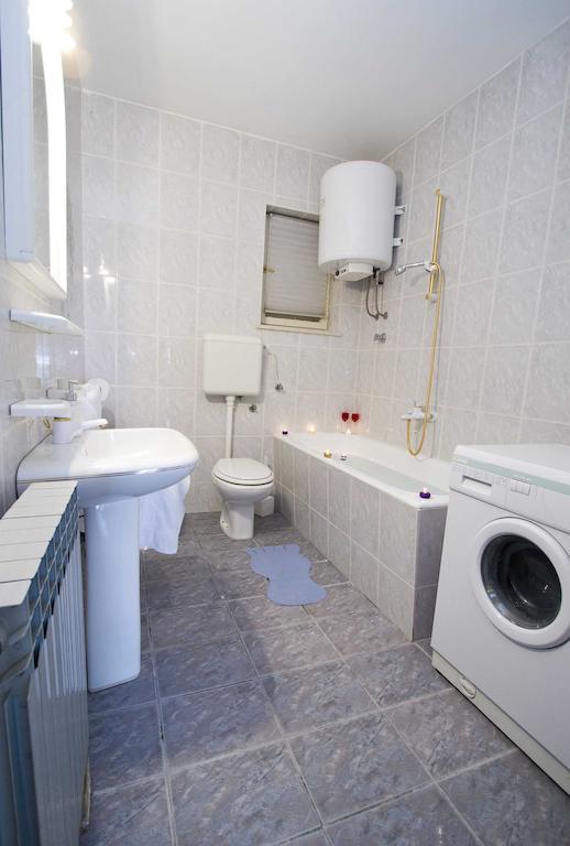 פודסטראנה Apartment Pcelica Maja חדר תמונה